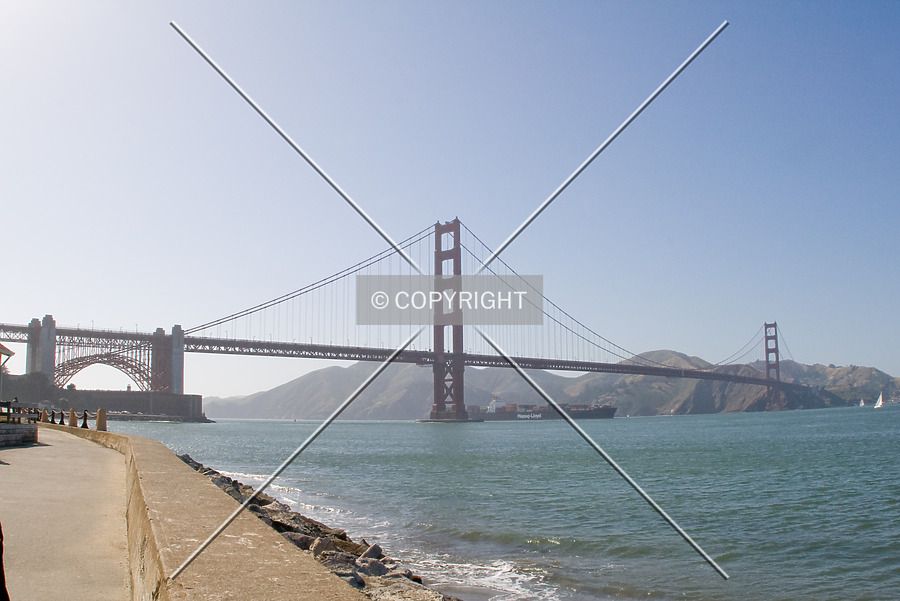 Golden Gate Bridge by Martin Bugajski