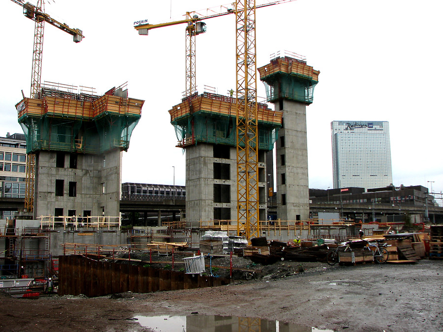 Dronning Eufemias gate 8 by Kjetil Balog