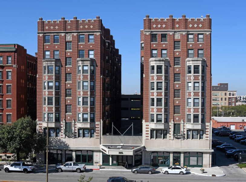 Continental Towers South Tower