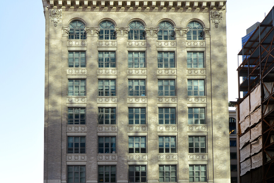15 Exchange Place