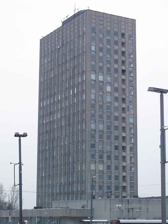 Preses Nams by Laurijs Svirskis