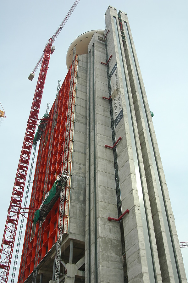 Hesperia Tower by David Guija