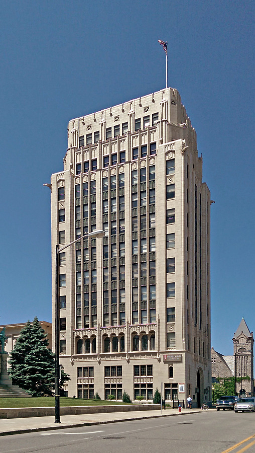 Fifth Third Bank Building by Ryan Hildebrand