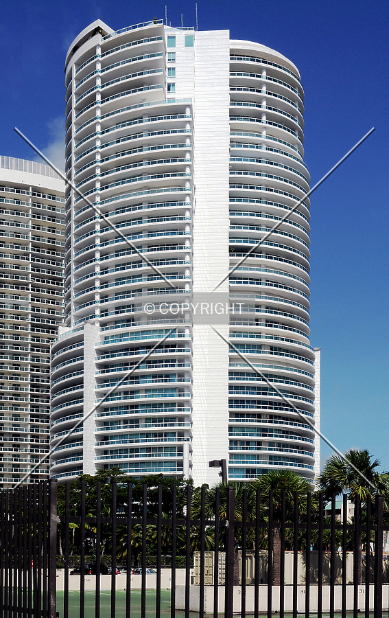 Bristol Tower by Jorge Molina