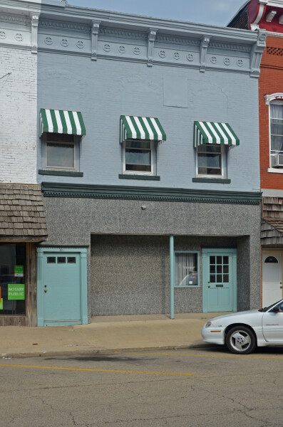 711 Illinois Avenue