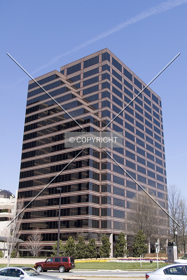 Northpark 600 Tower by Martin Bugajski