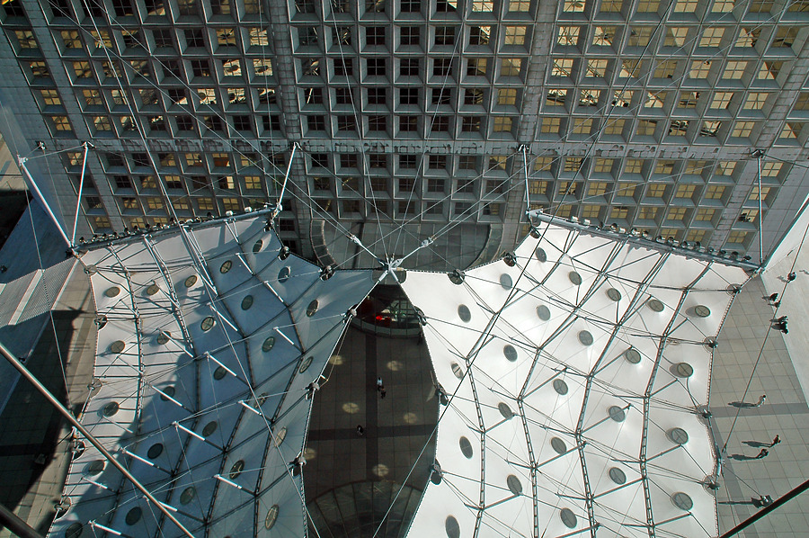 La Grande Arche by John Bek