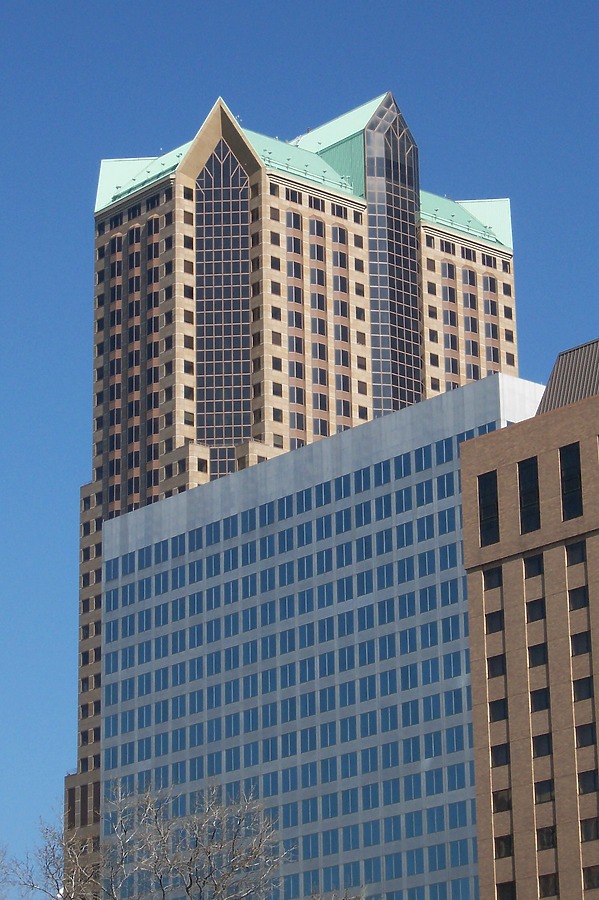 One Metropolitan Square by Ryan Hildebrand