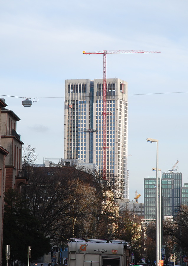 OpernTurm by Huopa