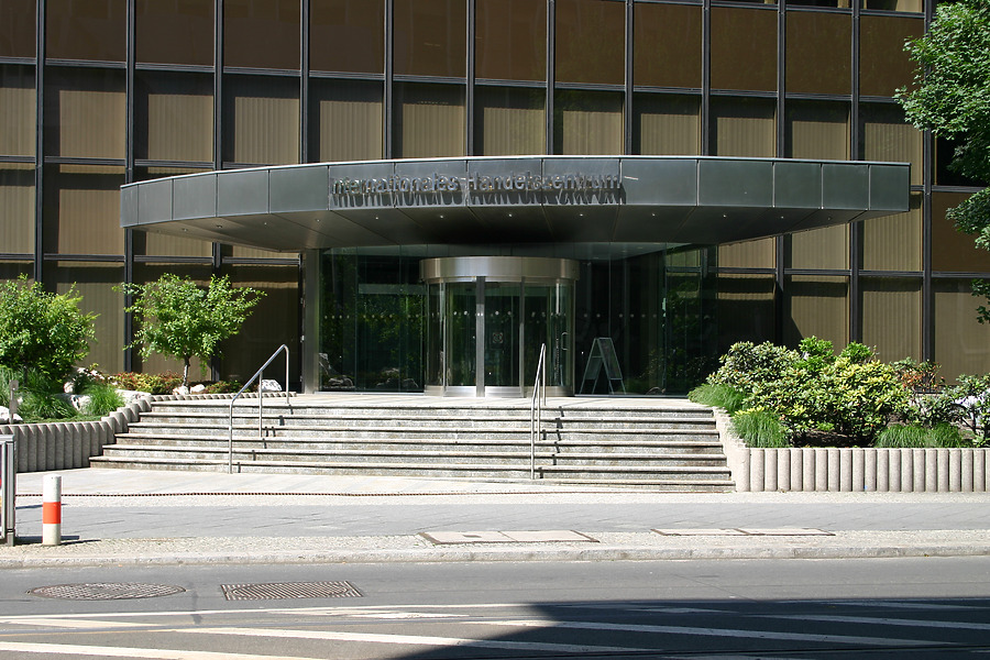 Internationales Handelszentrum Berlin by Michiel van Dijk