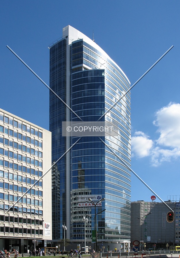 Madou Plaza by Emmanuel D.