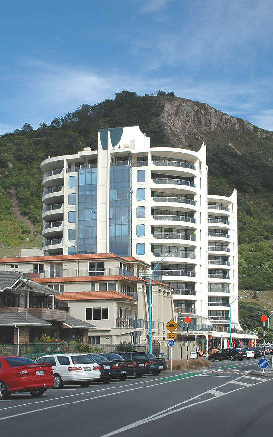 Oceanside One by John Bek