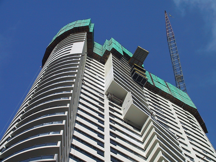 Meriton Tower by John Bek