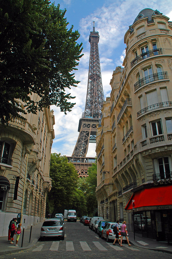 Tour Eiffel by John Bek