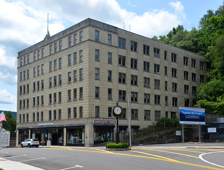 Bailey Building by John W. Cahill