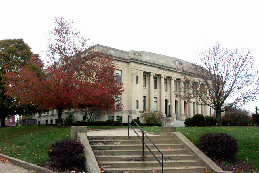Daviess County Courthouse