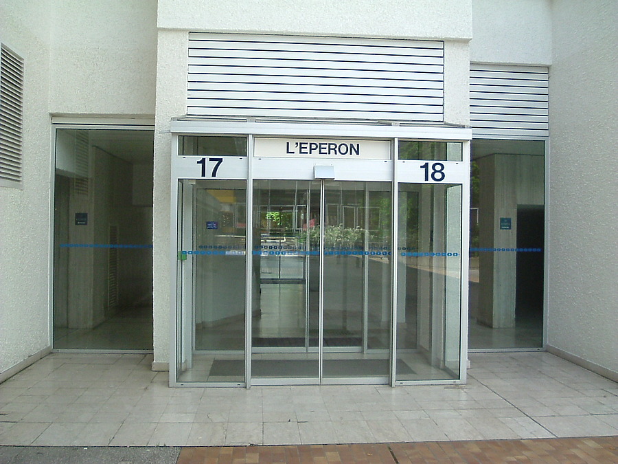L’Eperon by Florian Barbier