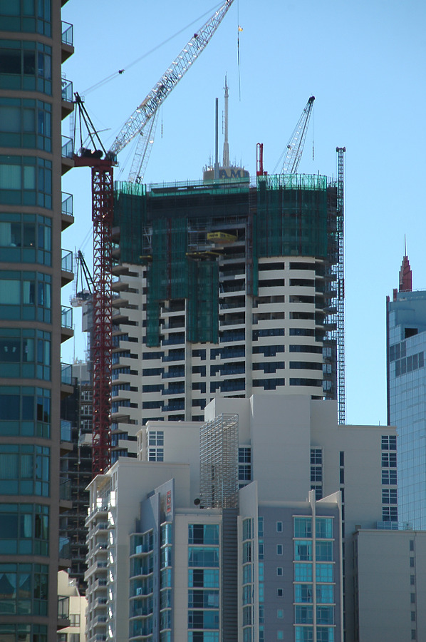 Meriton Tower by John Bek
