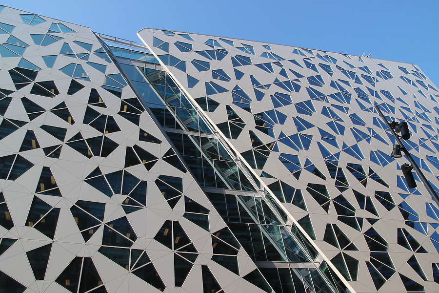 Deloitte-huset by Kjetil Balog