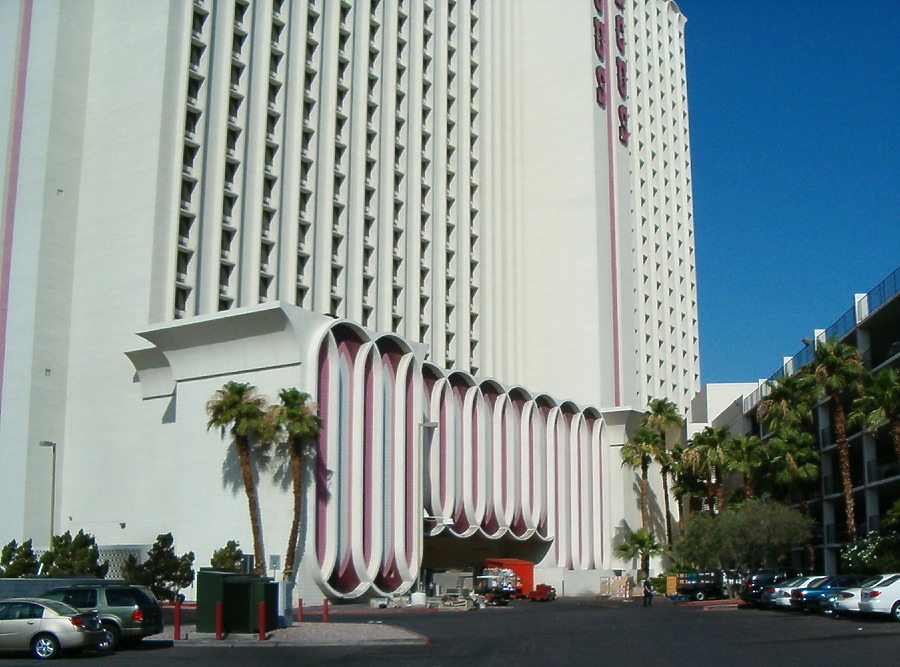 Circus Circus - Skyrise Tower by Rodney Gunn