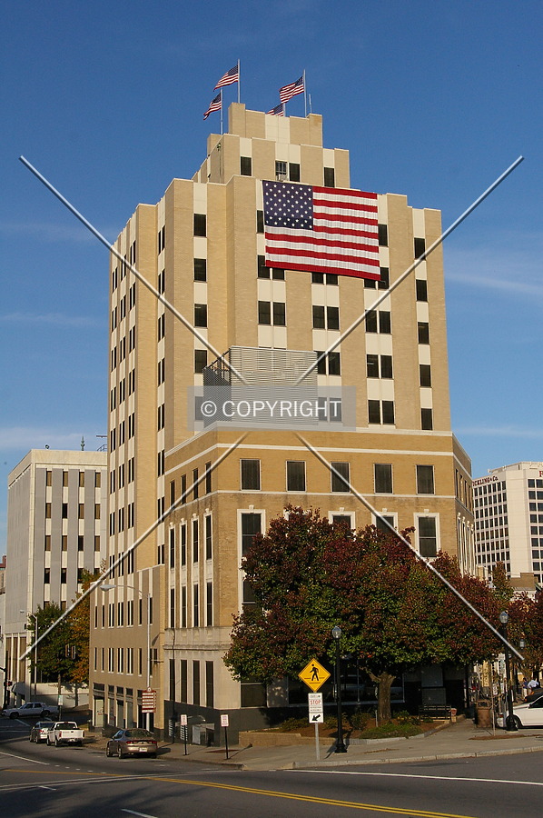 Southern Trust Building by Martin Bugajski