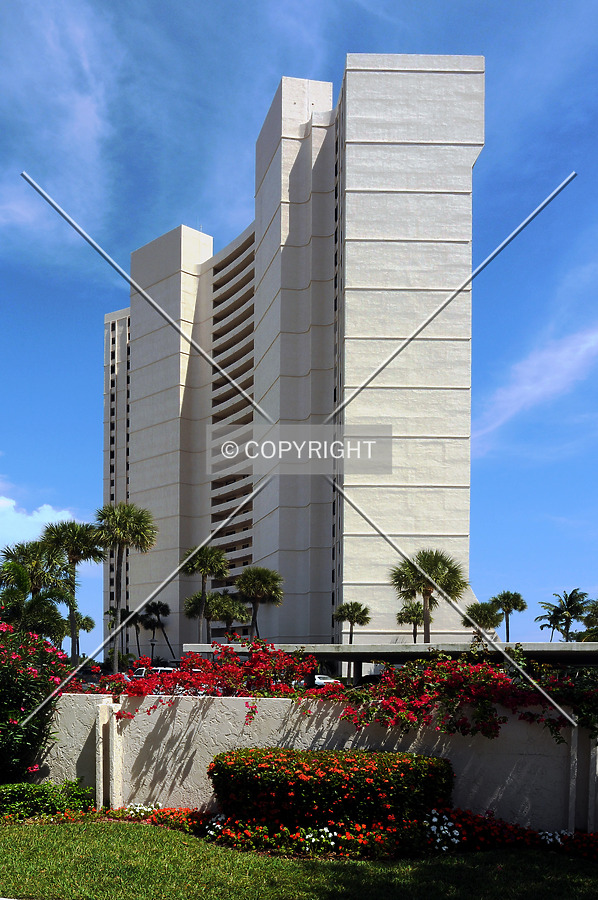 Placido Mar Condominiums by Jorge Molina