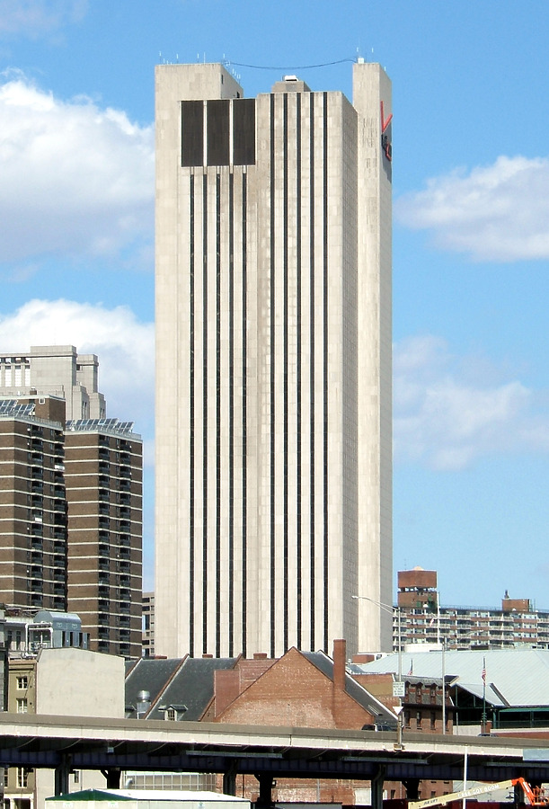 375 Pearl Street by John Cahill