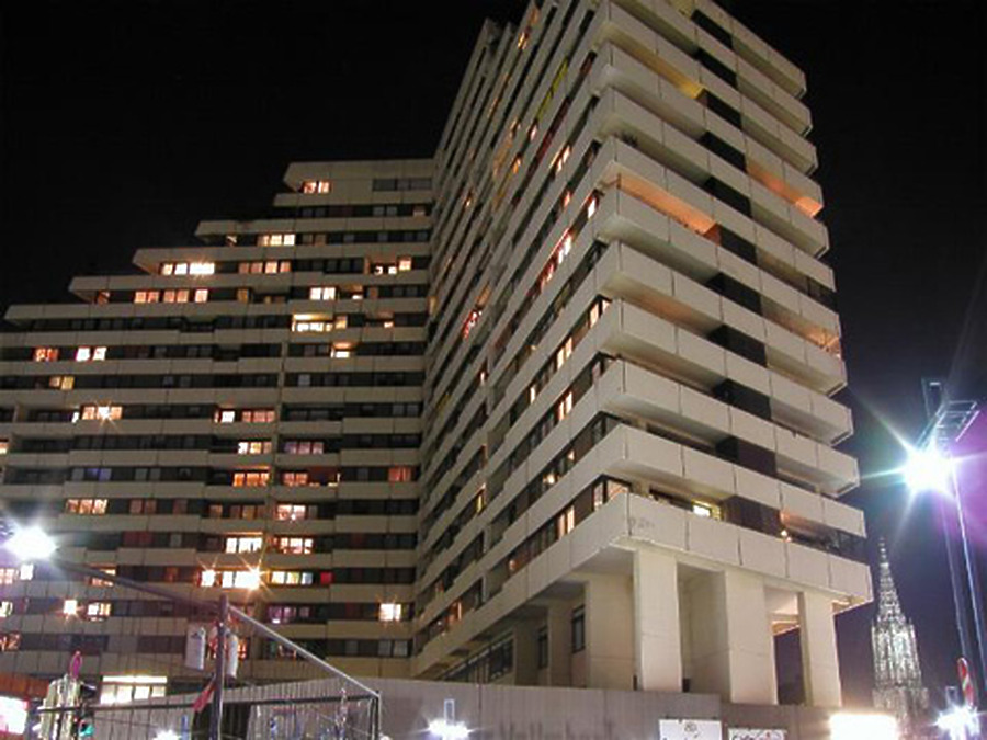 Donau Center by Oliver Klaus Graf
