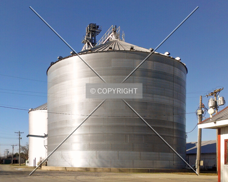 Wyman Grain Company (West Silos)