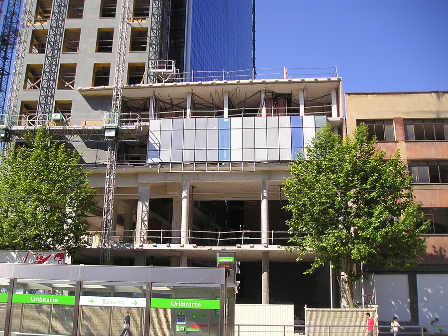 Isozaki Atea I by Mikel Allende