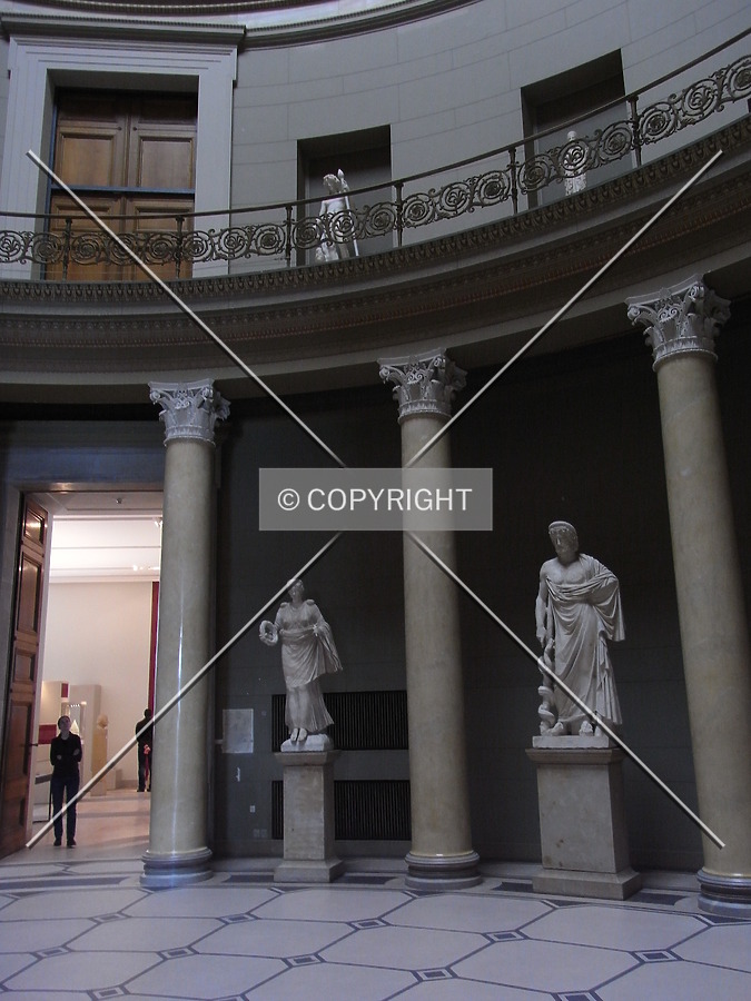 Altes Museum Berlin by Jörg Berkemeyer