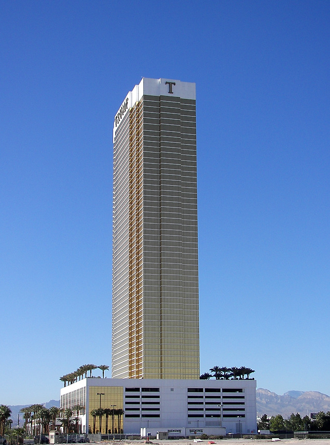 Trump International Hotel & Tower - Tower One by Rodney Gunn