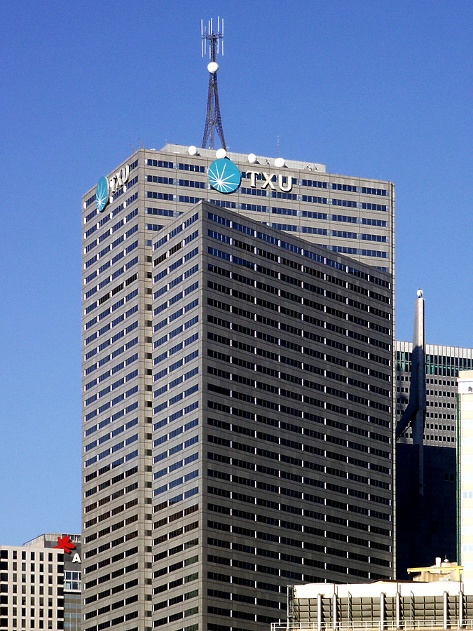 Energy Plaza by Daniel Kieckhefer