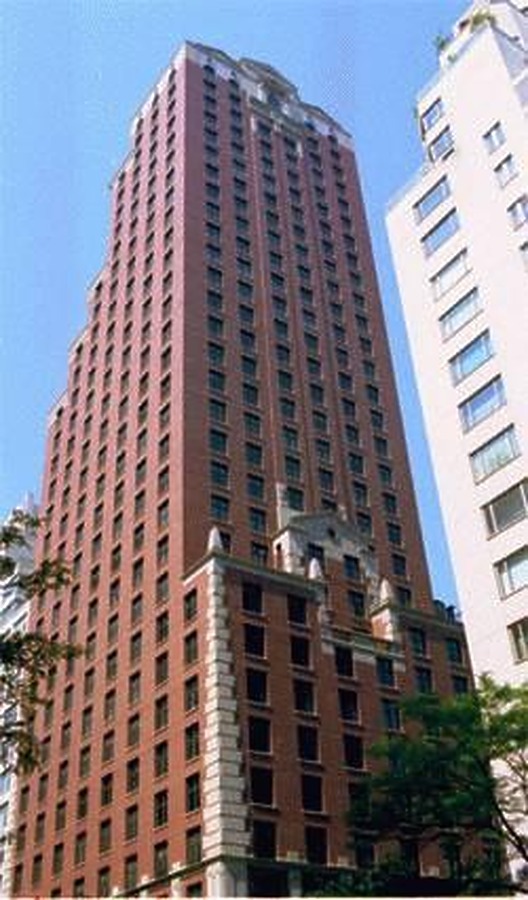 Trafalgar House Condominiums by Scott Murphy