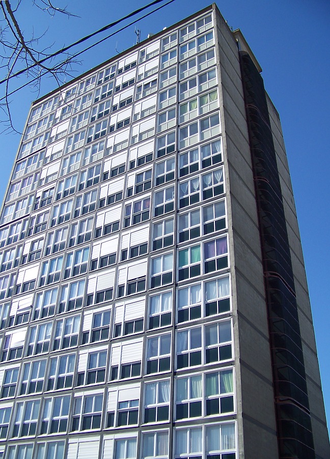 5 Avenue de la Ballue by Florian Barbier