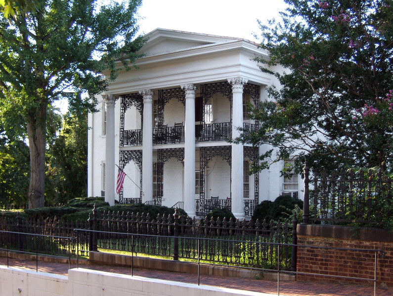 Belo House