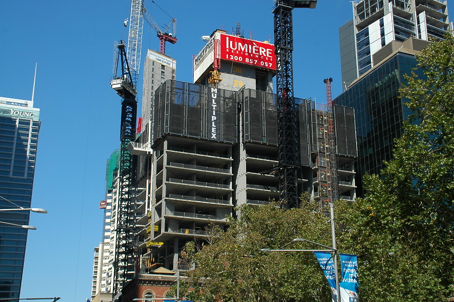 Lumière Residences by John Bek