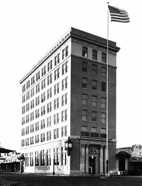 Palmer First National Bank Building