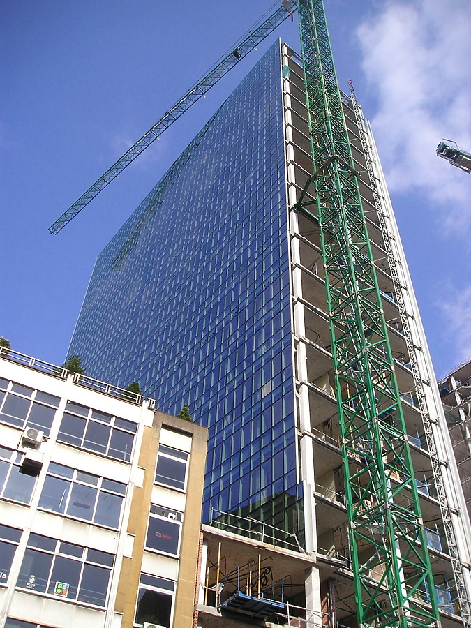 Isozaki Atea I by Mikel Allende