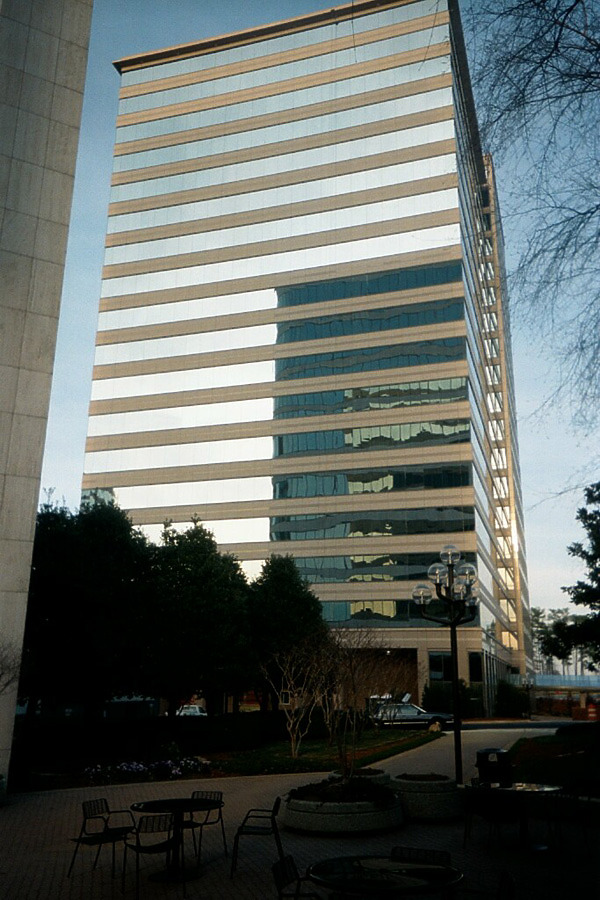 Galleria 600 by Marshall Gerometta