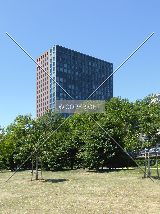 Hochhaus MainForum by Nephilim