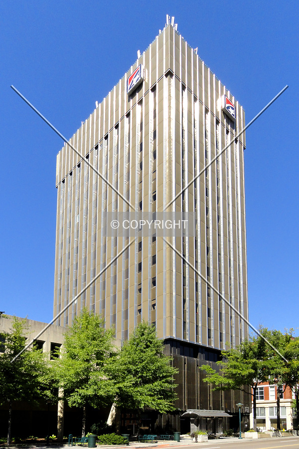 First Horizon Bank Building by Chris Patriarca