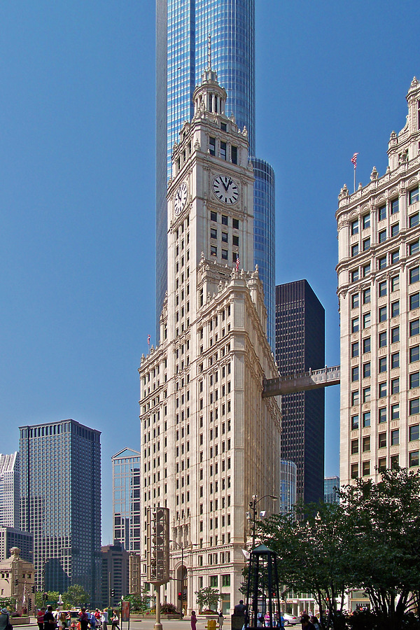 Wrigley Building by Ryan Hildebrand