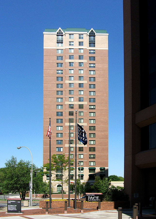 25 Bank Street by John Cahill