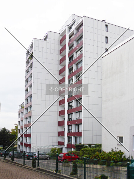 Dr.-Fuchs-Straße 2-4