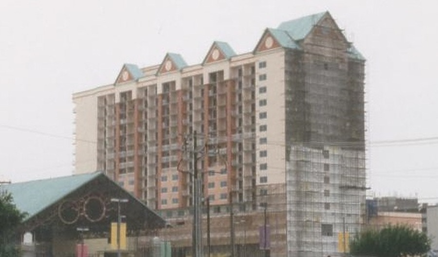 Golden Nugget Hotel Tower I by Rodney Gunn