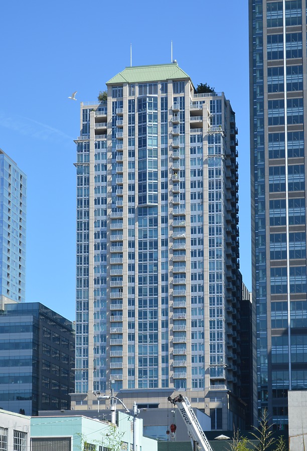 Cosmopolitan by Huopa