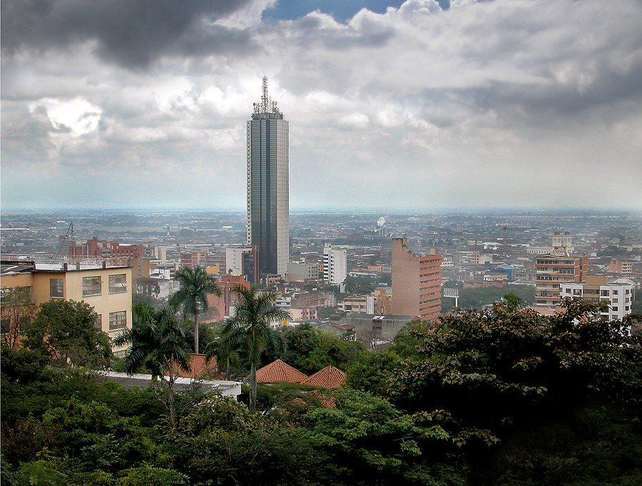 Torre De Cali by Jim Schwartz
