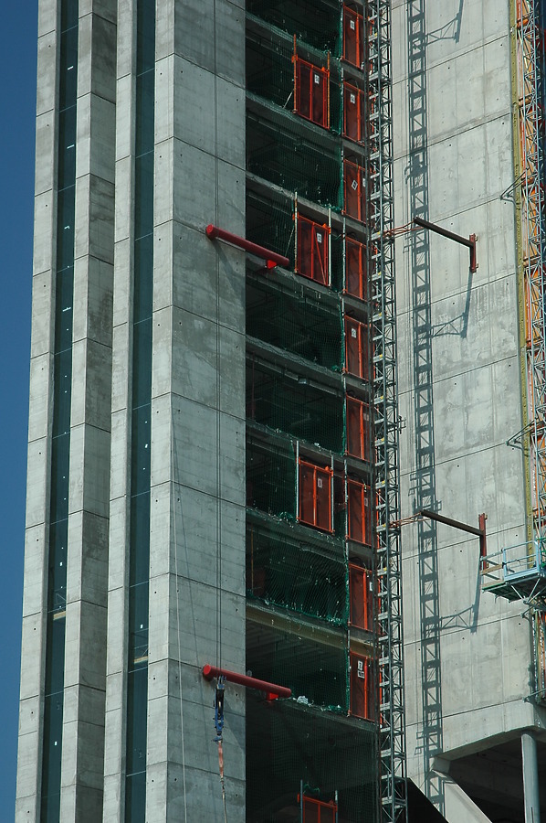 Hesperia Tower by David Guija