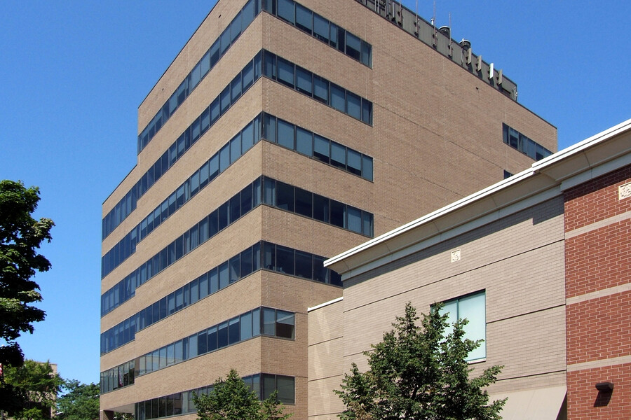 100 Bank Street